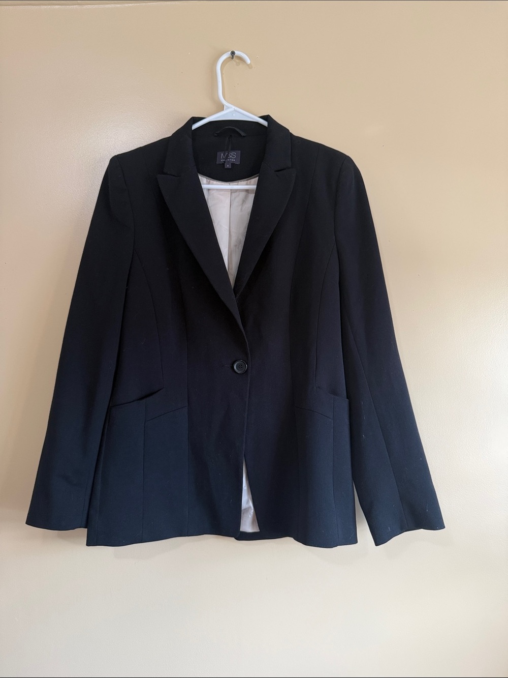 Women's Black Tailored Single-Button Blazer